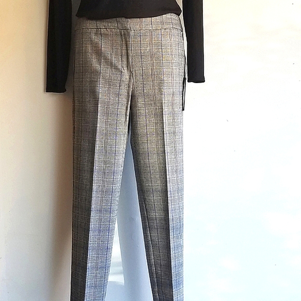 Adrienne Vittadini Plaid Straight Pant - Picture 2 of 9